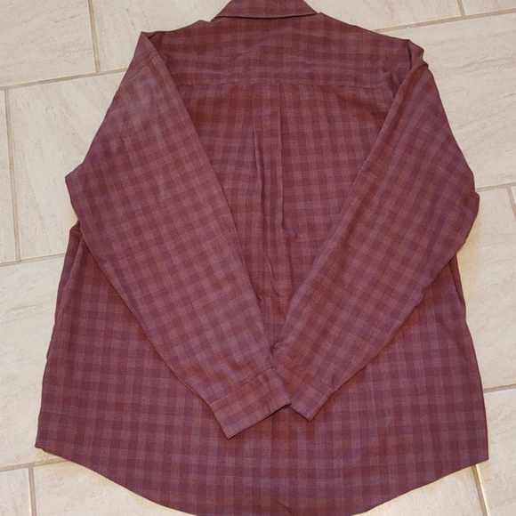Van Heusen Wrinkle Free Plaid Button Down L - Picture 5 of 7